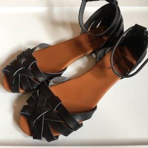 Mossimo black woven ankle strap sandals